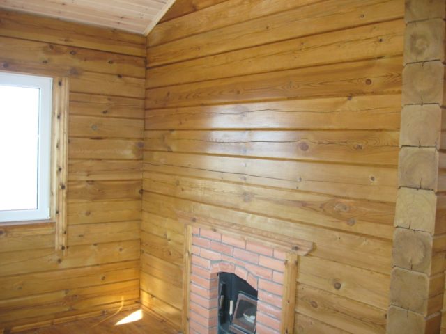 деревянный дом внутри